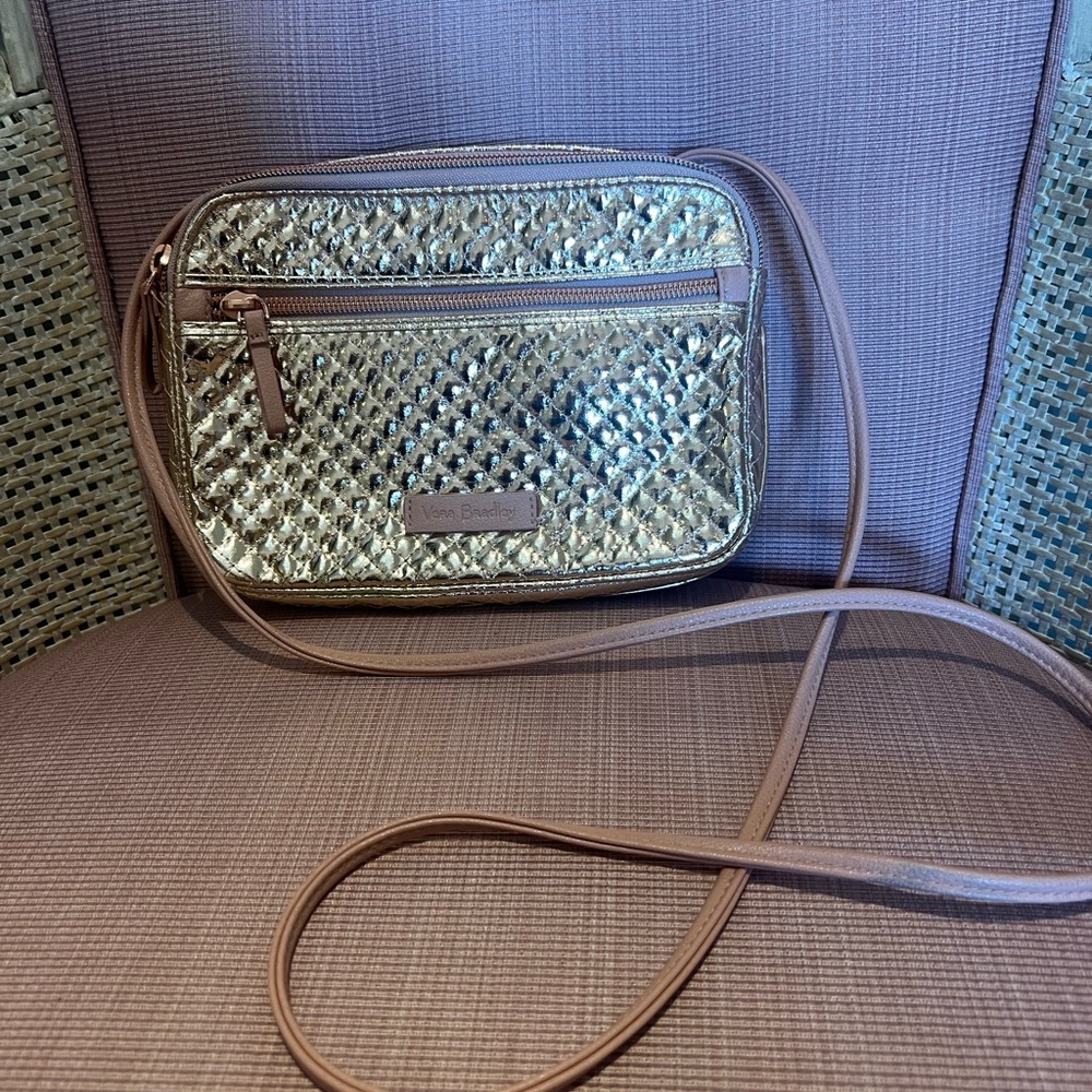 Vera Bradley small rose gold crossbody excellent condition